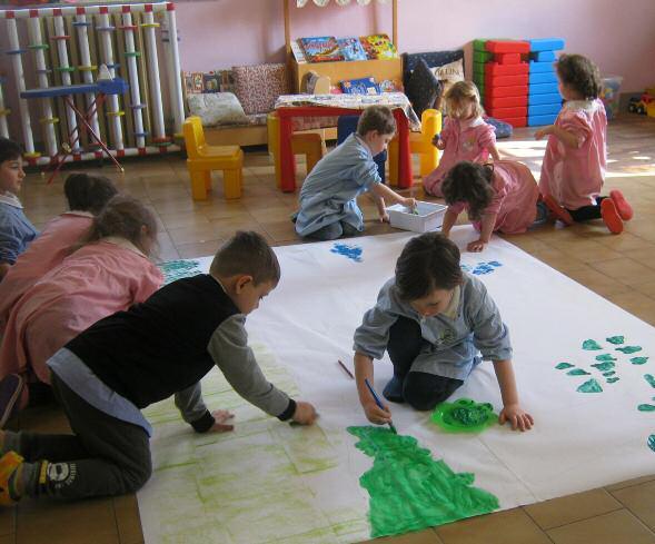 Iscrizioni alla scuola dell infanzia statale anni di età entro il 31 dicembre 2018. Possono essere iscritti anche bambini di età superiore ai tre anni e che non sono ancora in obbligo scolastico.