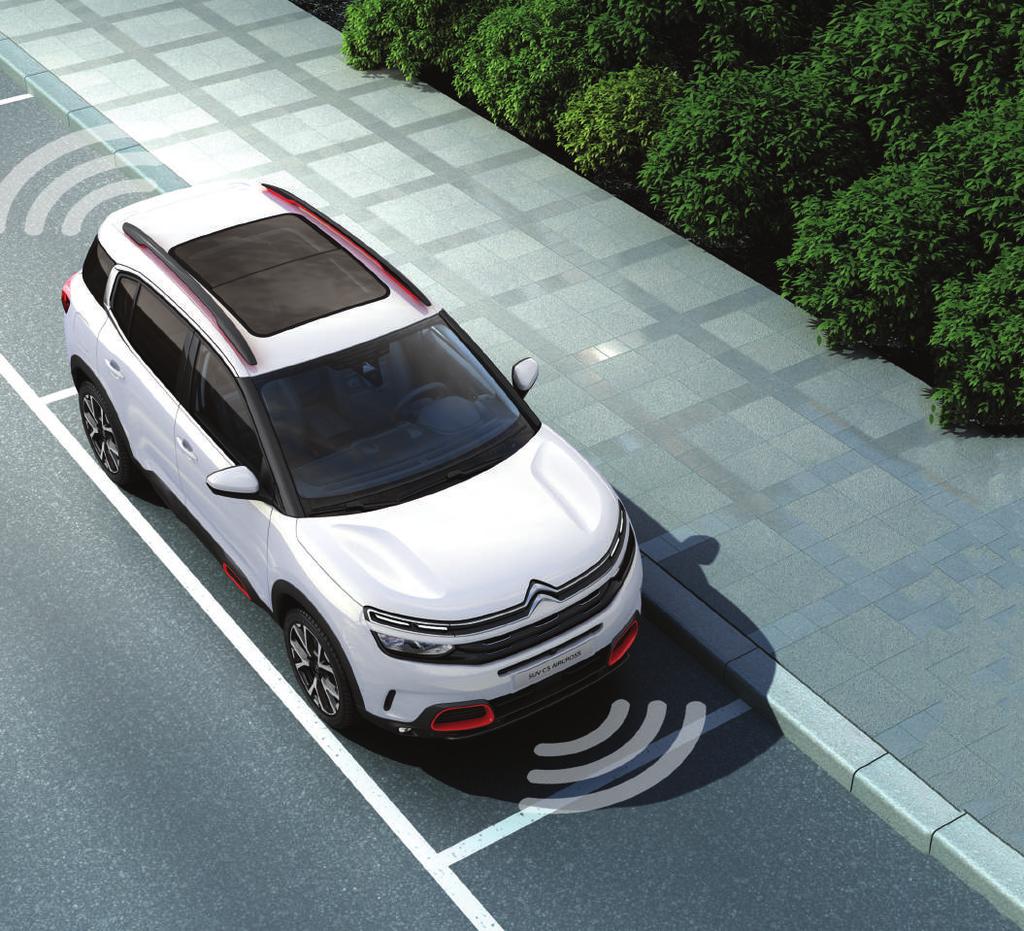 comfort parcheggio assistito Per aiutarvi nelle manovre, il vostro nuovo SUV Citroën C5 Aircross vi guida grazie al suo sistema di parcheggio assistito.