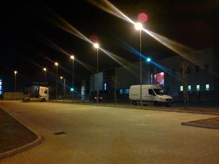 Via Petrarca Parcheggio Categoria illuminotecnica di riferimento S3 Illuminamento medio minimo mantenuto 10 Lux Illuminamento medio misurato 48.