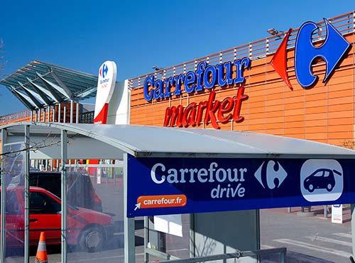 Buona pratica Robur & Carrefour Carrefour ha scelto la tecnologia Robur per riqualificare gli impianti termici dei propri punti Vendita in Italia Carrefour, ogni giorno, si impegna nella