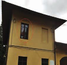 In queste zone, la dispersione termica è dovuta all assottigliamento dello spessore murario in corrispondenza delle finestre.
