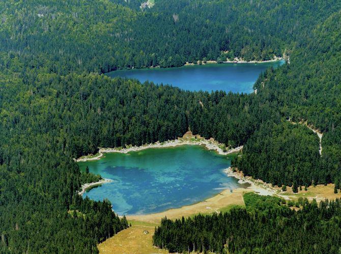 Le alpi Giulie: laghi alpini, alte quote, emozioni Ferrate e trekking al confine italo-sloveno