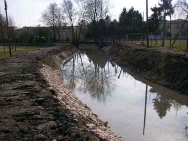 in comune di Gazzo; - ricostruzione del muro di sponda sinistro, con