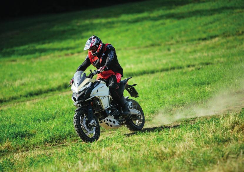 DUCATI ADVENTURE TOUR 2019 4 GIORNI / 3 NOTTI Solo 12 partecipanti per un itinerario mozzafiato immerso nella natura, ideato da Beppe Gualini, recordman dei rally-raid africani con all attivo ben 10