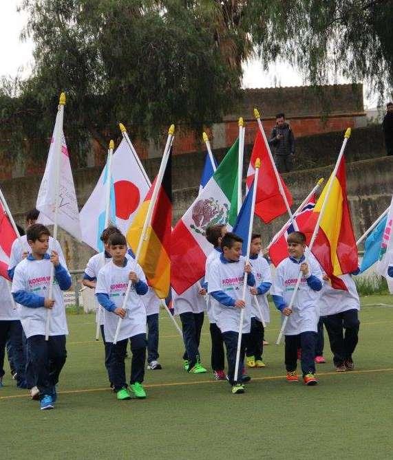 GIOCATORI CLASSE DI ETÀ CATEGORIE Nati dal 1.1.1 Juniores Nati dal 1.1.2001 Allievi A Nati dal 1.1.2002 Allievi B Nati dal 1.1.2003 Giovanissimi A Nati dal 1.1.2004 Giovanissimi B Nati dal 1.1.200 Esordienti 2 anno Nati dal 1.