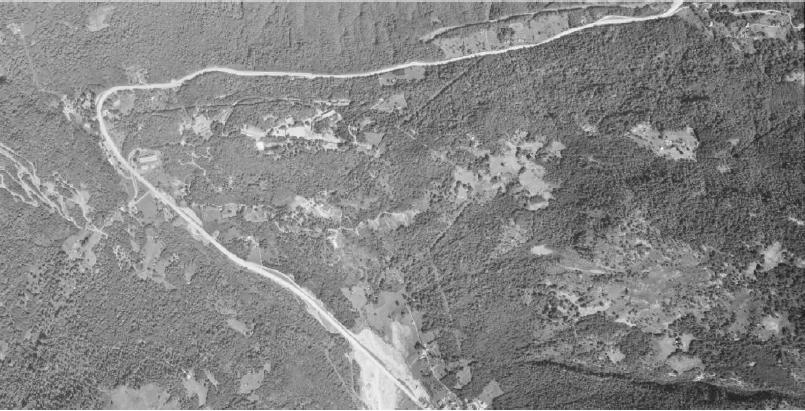 Foto aerea del 1971. Fonte: map.geo.admin.ch, ripresa da DI e DT, febbraio 2017, Domanda di dissodamento relativa al PUC-PTMC.