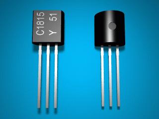 Concetti di base della IT CPU e transistor La CPU consiste in un circuito integrato su un wafer di silicio Un circuito integrato si compone di un insieme di transistor