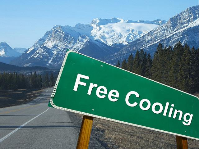 Particolarmente sofisticate sono le logiche di free cooling e di sbrinamento integrate nel software di gestione della termoregolazione.