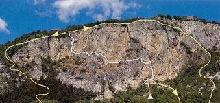 Piccolo Dain 960 m: Ferrata Rino Pisetta. 20 minuti dall autostrada del Brennero (uscita Trento Centro).