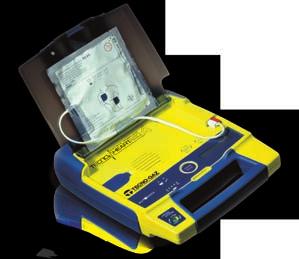 I defibrillatori automatici e semiautomatici Automatic and semiautomatic defibrillators 4 5 La linea defibrillatori si compone di 2 modelli: TecnoHeart S (semiautomatico)