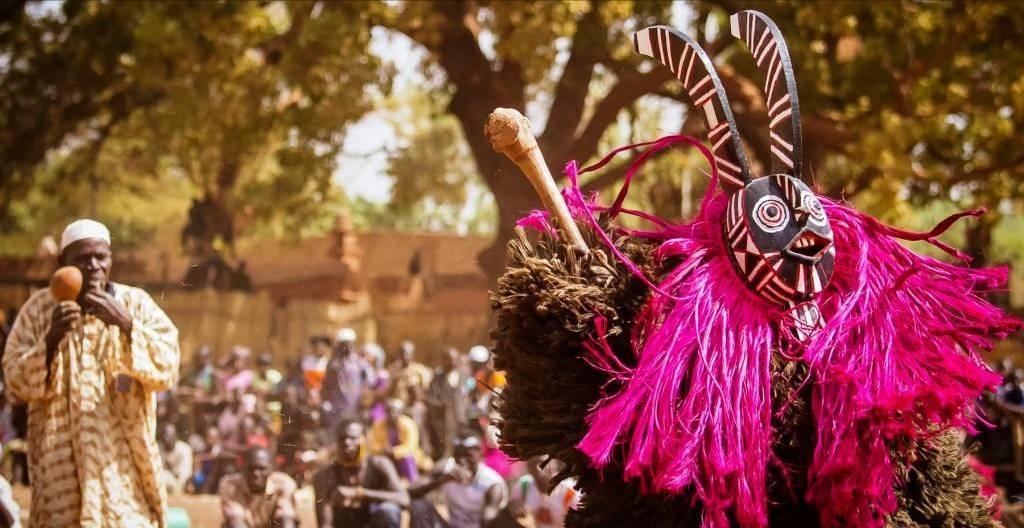 Burkina Faso: Maschere in Festa L etnia dei Bobo, formata da circa 100.