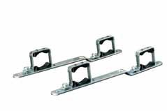 D Staffe di fissaggio in acciaio per cassette metalliche Mounting brackets in steel for metal boxes 498ST Il kit comprende una coppia di supporti completi di viti e di tasselli.