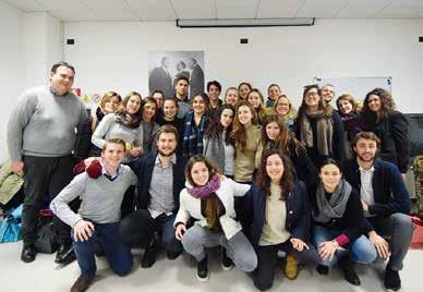 Il progetto è organizzato dalla Fondazione Trentina Alcide De Gasperi insieme a Giovani e servizio civile in Trentino e Trento Giovani. Nella foto sopra i partecipanti al progetto Visioni d Europa 2.