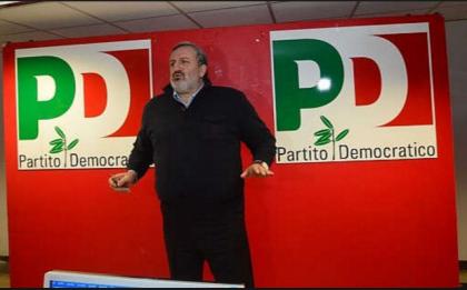 della Regione Puglia (dal giugno 2015a oggi) ha ricoperto contemporaneamente gli incarichi di segretario e presidente del Partito Democratico della Puglia.