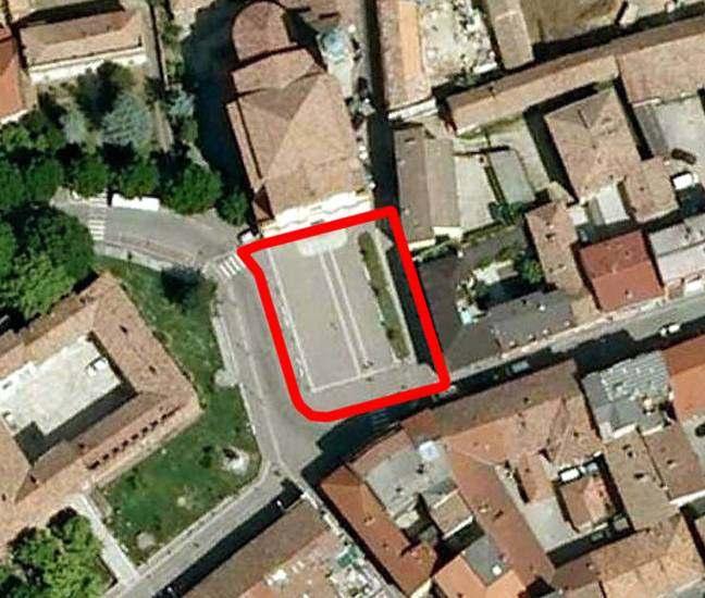 ATTREZZATURE CIVICHE Piazza Beata Veronica - 3 3 PIAZZA 683 mq note: