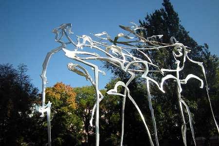 Il ''Gruppo di figure in cammino'' torna a San Gimignano http://www.sienafree.it/san-gimignano/39859-il-gruppo-di-figure-in-c... Mercoledì, 26 Settembre 2012 cerca in SienaFree.