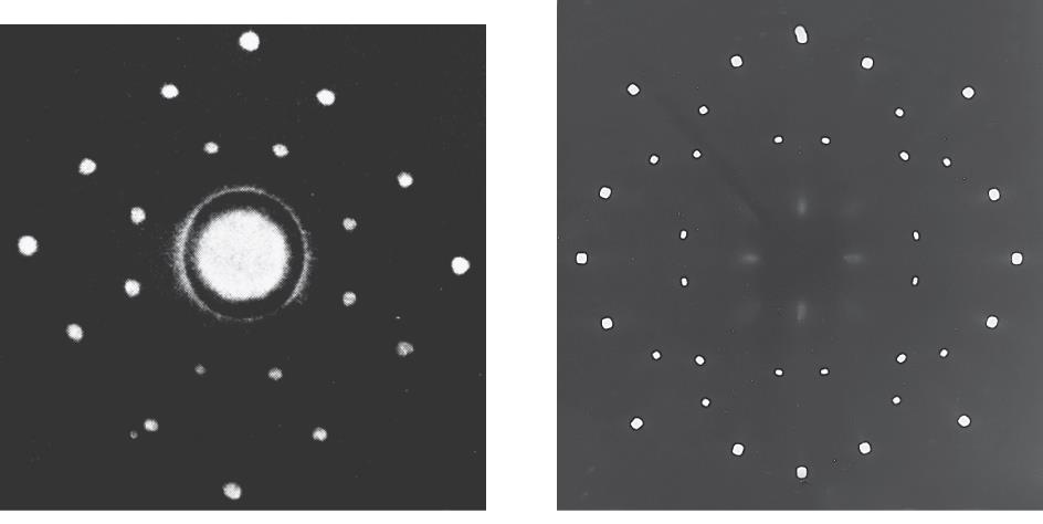 Diffrazione dai cristalli: d di raggi X: Max von Laue (191) E hc, 10 10 E