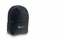 Dimension / Dimensioni L 60 cm / D-P 30 cm / H 30 cm MOCS0121 Travel bag small Borsa viaggio piccola Travel bag in black fabric.