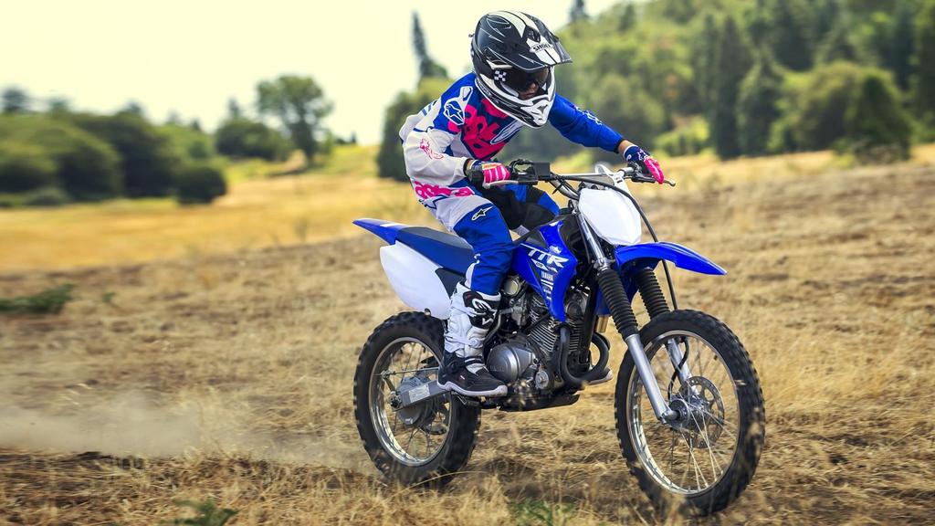 Moto Yamaha junior: cominicia nel modo in cui vuoi continuare Il sorriso sul viso di tuo figlio appena sceso dalla sua TT-R è la prova che hai fatto l'investimento migliore per lui.