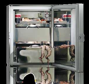 CONGELATORI STANDARD APERTURA VERTICALE STANDARD FRONT OPENED FREEZERS Ampia gamma di congelatori (temperatura -10 C -20 C) in acciaio inox,