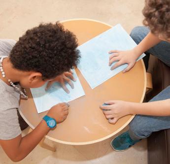 11 - I laboratori PRIMARIA 10-11 ANNI SECONDARIA DI I GRADO PRIMARIA 10-11 ANNI SECONDARIA DI I GRADO SECONDARIA DI II GRADO SECONDARIA DI II GRADO Tessere contemporanee Laboratorio sul mosaico Dal