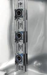 Riconoscimento automatico dei carrelli di lavaggio: al momento dell'inserimento nel termodisinfettore di un carrello, un sensore ne verifica il corretto posizionamento e, mediante lettura di un