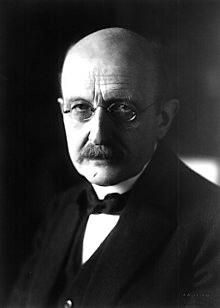 L ipotesi di Planck Max Planck (1858-1947) Premio Nobel per la Fisica nel 1918 per la ipotesi quantistica.