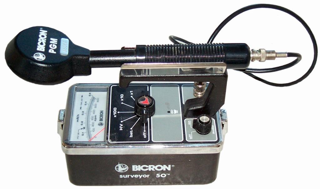 Dosimetri Dosimetro BICRON Surveyor 50 Misura alfa, beta e gamma Misura diretta Dotato di rivelatore Geiger-Muller conteggi per minuto (CPM) Misure indiretta usando il fattore di conversione