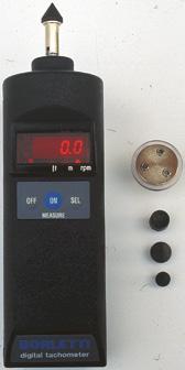 000 giri/min 4 pile AA 1,5 V 0 45 C 180x60 mm 400 gr Aggiornamento misura Precisione Alimentazione Temperatura di