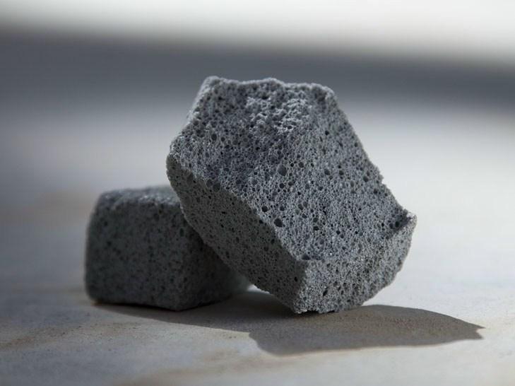 Il cemento cellulare è un conglomerato cementizio realizzato miscelando: Acqua Cemento Schiuma