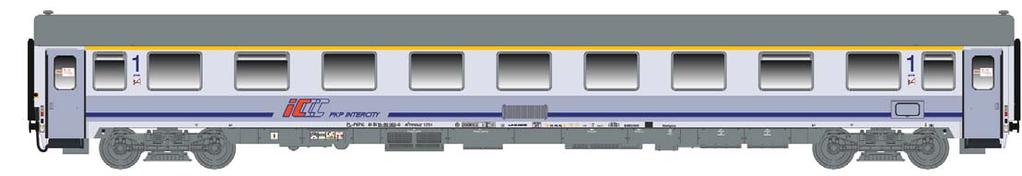 IC. Set composto da quattro carrozze: una di 1 a classe, due di 2 a classe e