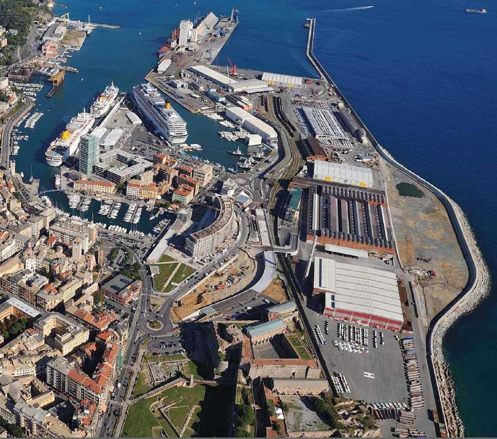 Il Porto: le criticità Scarico rinfuse Il Garbasso Lo scarico del carbone I fumi delle