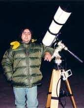 2 di 10 16/09/2010 17:04 Salvatore Albano pronto per una delle sue osservazioni di profondo cielo Panoramica dell'osservatorio Astronomico Regionale della Valle d'aosta La locandina ufficiale dello