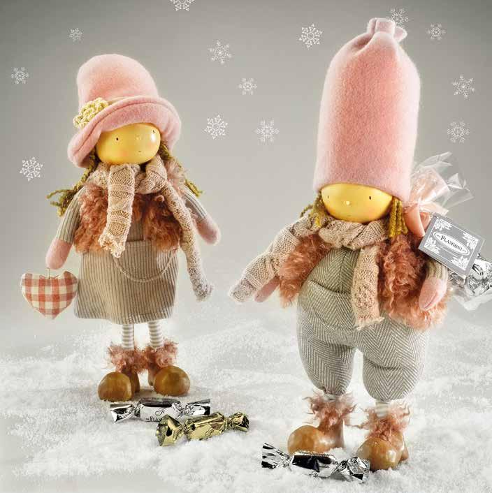Confezionati con torroncini morbidi Confezionati con torroncini morbidi Confezionati con torroncini morbidi The Pink doorstops The kids with penguin - Tender coloured polyresin subjects The kids with