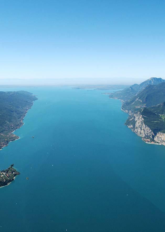 Il lago Il Lago di Garda è il bacino d acqua dolce più grande d Italia.