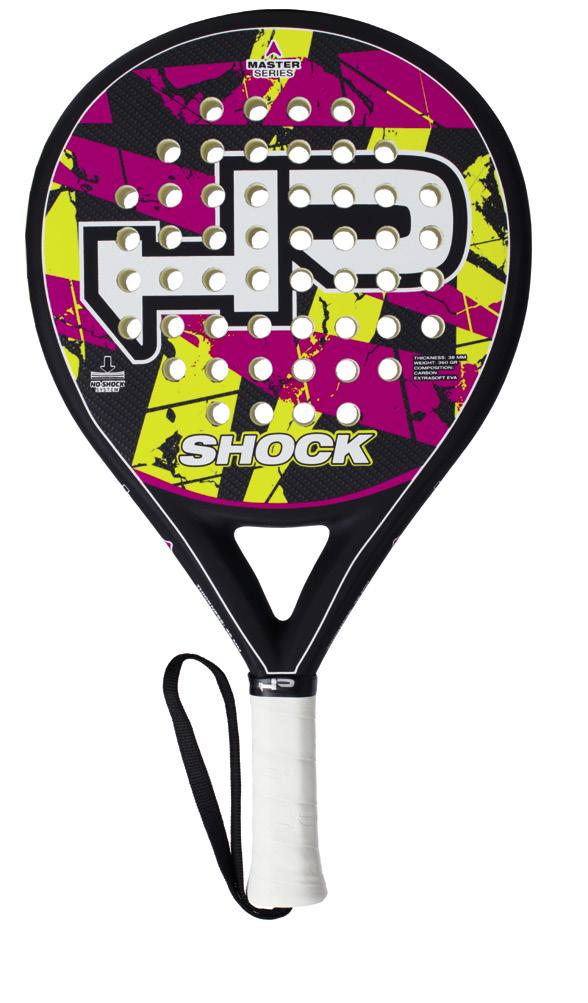 La racchetta è molto leggera ed elastica. An ideal model for players who start playing padel. The racket is very light and elastic.