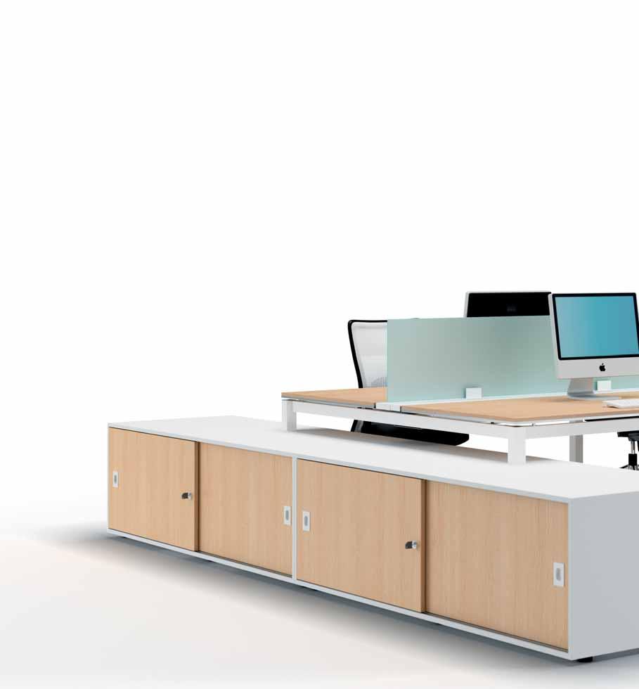 WORKSTATION & SCREEN Operativi e paretine A FLEXIBLE SYSTEM FOR THE OFFICE OF TOMORROW. A face-to-face workstation equipped with an efficient cable system, frontal panel and top access.