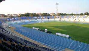 9 Palasport Ciro Quaranta via Pepe (Basket Volley); 10 Palasport Fausto Scorrano via Rigopiano (Calcio a 5); 11 Palazzetto Gianluca Evangelista via Orfento (Volley); 12 Pattinodromo (ex Gesuiti) -