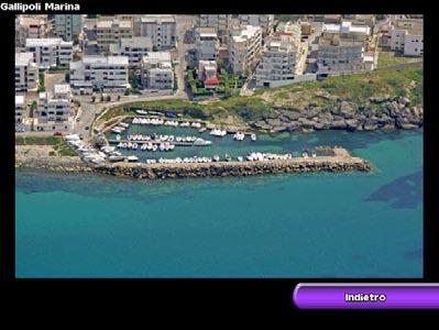 Uso delle carte Visualizzazione di fotografie aeree Le schede SD preprogrammate BlueChart g2 Vision contengono fotografie aeree di molti punti di riferimento, porti turistici e porti.