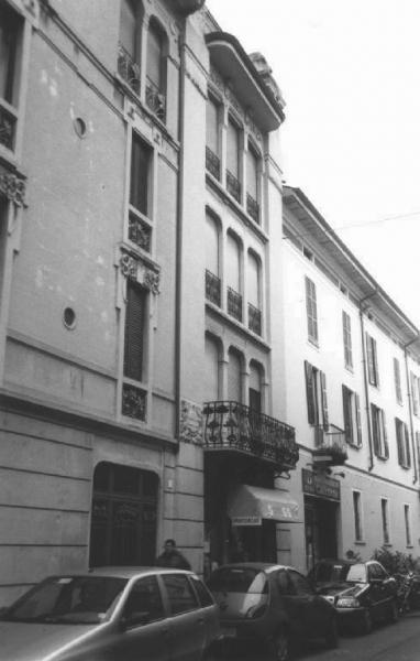 Casa De Vizzi Lodi (LO) Link risorsa: http://www.lombardiabeniculturali.