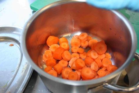 Mettere le carote nella