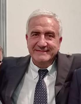 Rodolfo Cusano Avvocato cassazionista del Foro dei Napoli, è articolista giuridico. Scrive per Italia Casa ed altre riviste specializzate.