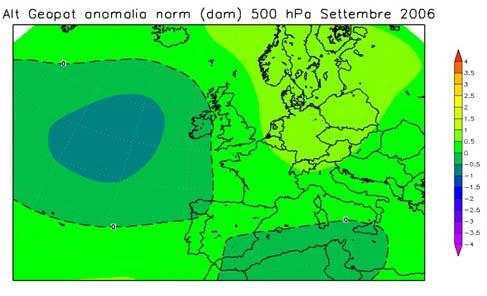 In particolare a metà e alla fine del mese si è assistito al transito di due profonde saccature atlantiche che hanno convogliato un intenso flusso di correnti