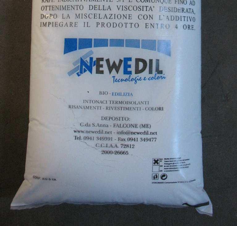 La prova è stata eseguita secondo le prescrizioni della norma UNI EN 12664:2002 del 01/02/2002 Prestazione termica dei materiali e