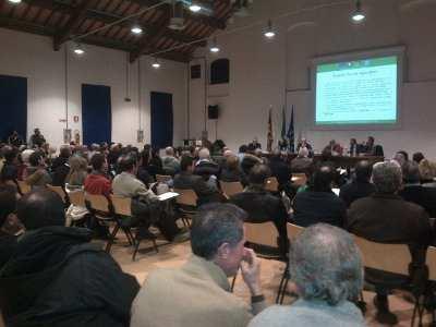 1 Seminari e convegni target Beneficiari Portatori d interesse Potenziali beneficiari Eventi: 14 Partecipanti: 1948 Organizzazione di convegni, seminari, incontri* 8 2 3 1 Agroambiente Competitività