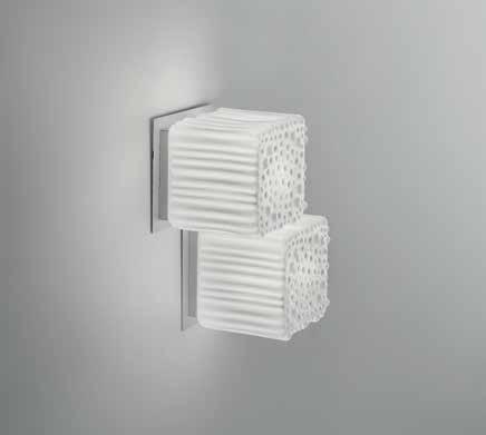 Cubetto tipologia sospensione, applique colore ambra liscio, bianco latte liscio, cristallo liscio codice misure CE UL LA609-015 L13xH13 1 E14 max 40W