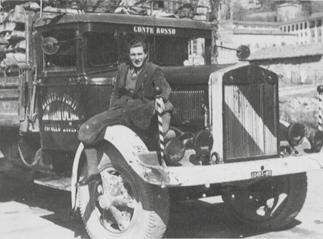 1930 1917 Acquisto del primo autocarro, un FIAT 18BL, sicuramente efficiente per gli standard del tempo, con una capacità di carico di 30