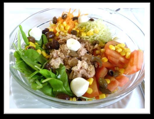 00 H Maxi insalata (Mezza porzione) 11.