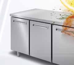 7ST73IB2LA001 piano + alzatina / work top with splashback -24 / -18 C PLUS703BT/S 7ST73IB2NA001 senza piano / without worktop -24 / -18 C PLUS704TN 7ST74IP2VA001 piano dritto / straight worktop