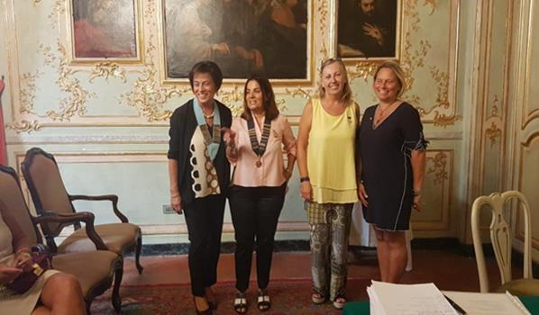 L incontro tra la Governatrice ed il nostro Club, presieduto da Luisa Sanna, è stato un momento di grande amicizia e di grande coordinamento dell anno Sociale, iniziato con la presentazione del Club